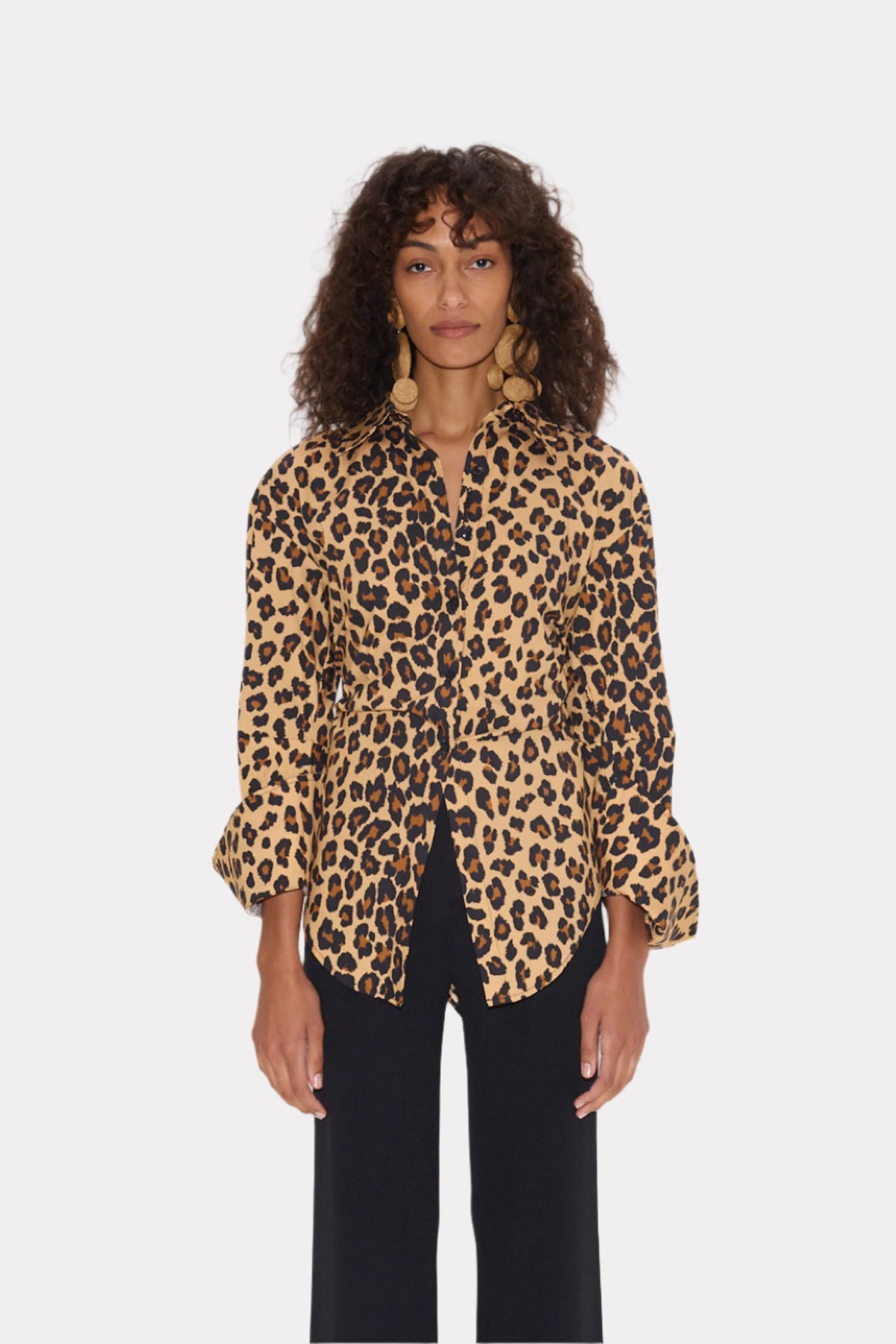 LOCH-POPLIN-BUTTON-UP-LEOPARD